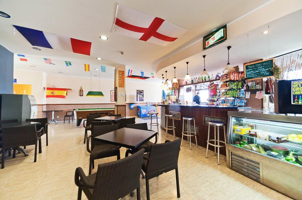 Sant Antoni de Portmany Apartamentos Blue Star (Adults Only) מראה חיצוני תמונה