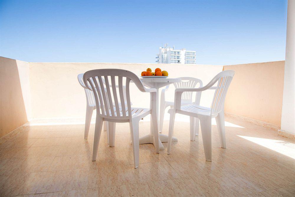 Sant Antoni de Portmany Apartamentos Blue Star (Adults Only) מראה חיצוני תמונה